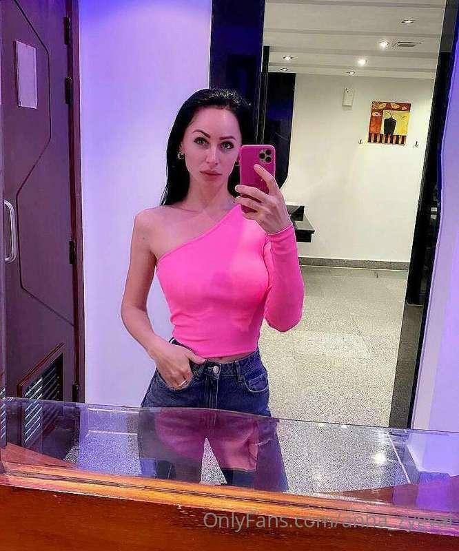 In my sexual fantasies there is a place for SEX in a nightcl..