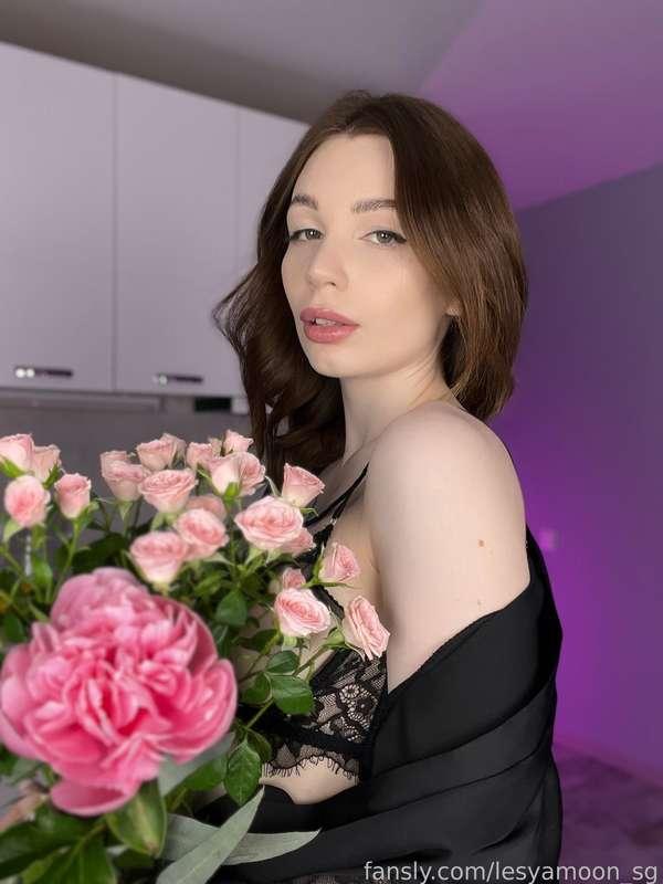 lesyamoon_sg image #1