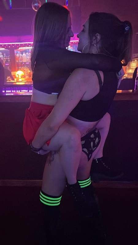 Look who i surprised last night!More pics 👇👇👇👇https://onlyfa..
