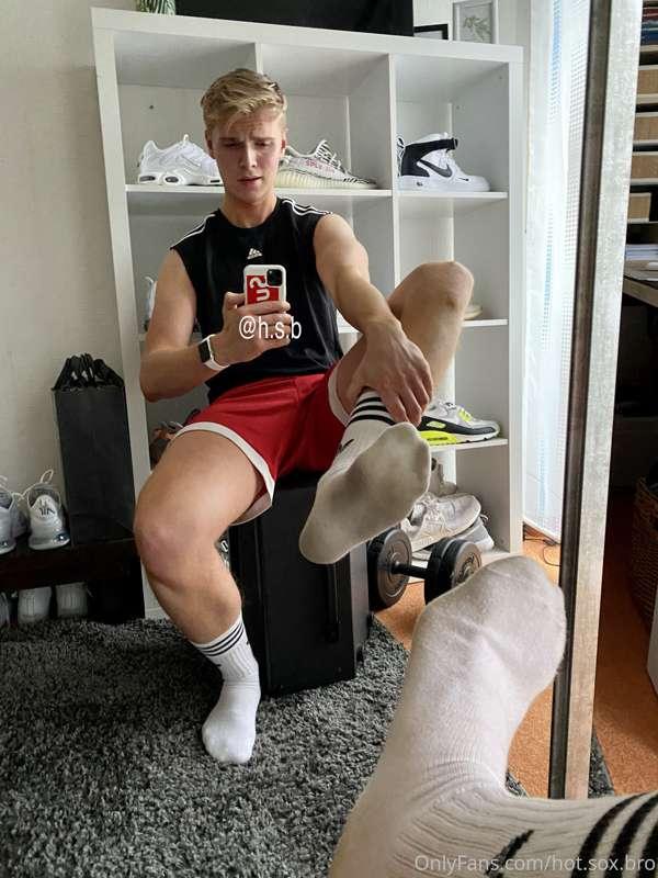 hot.sox.bro image #1