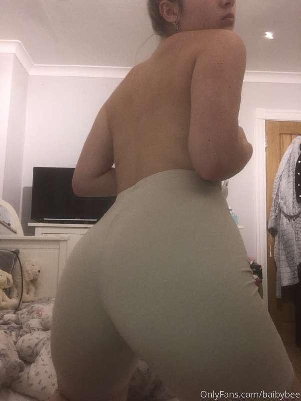 I get so horny taking these pictures, you have no idea