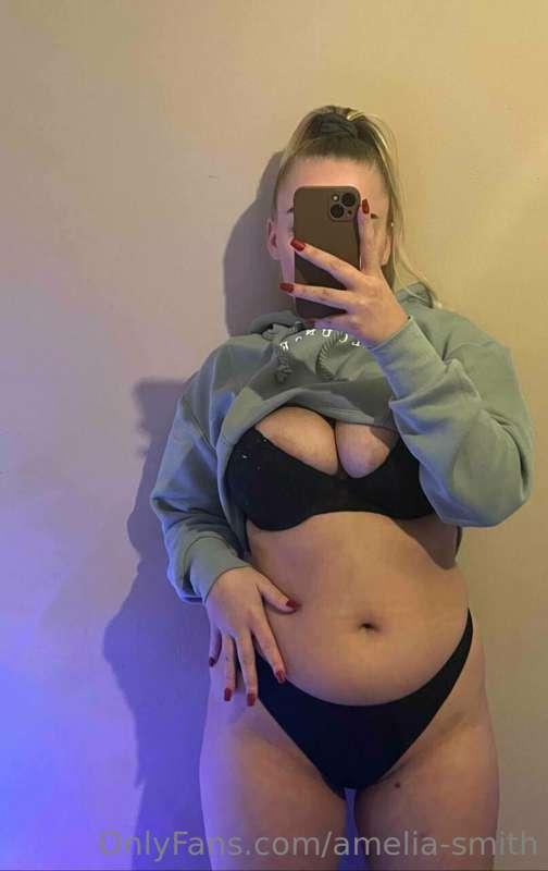 boobs too big for that bra lol