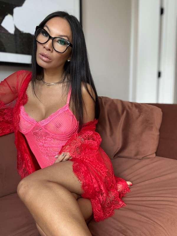 Some more lingerie I’m putting up for sale … and in this out..