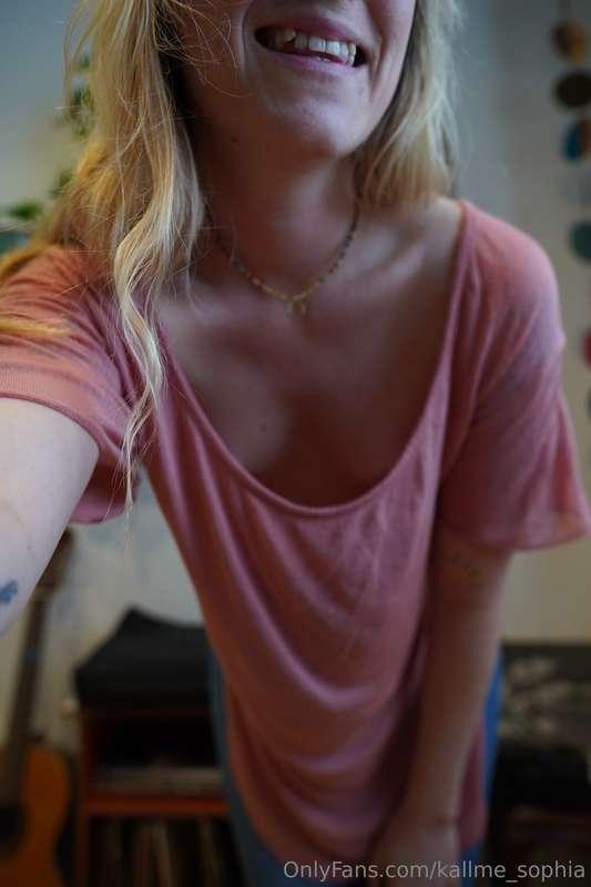 Downblouse fans ?   I did a very nice video downblouse with ..