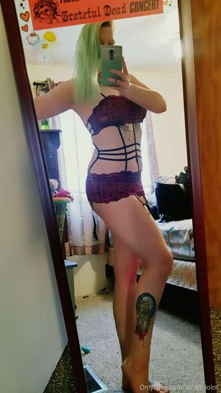 Trying on lingerie 👯‍♀️