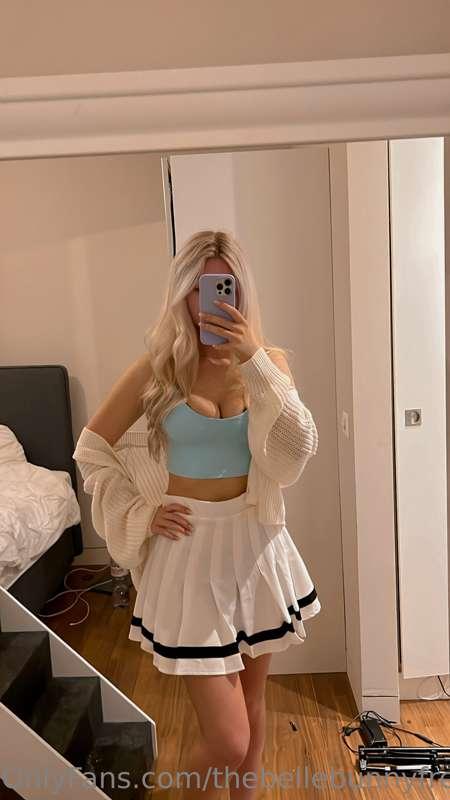 Did I just masturbate in this outfit until I came🤤🤭 and sold..