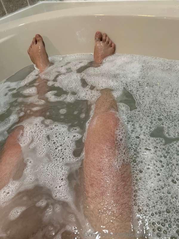 My first post 😘 I love staying at hotels. 🥰