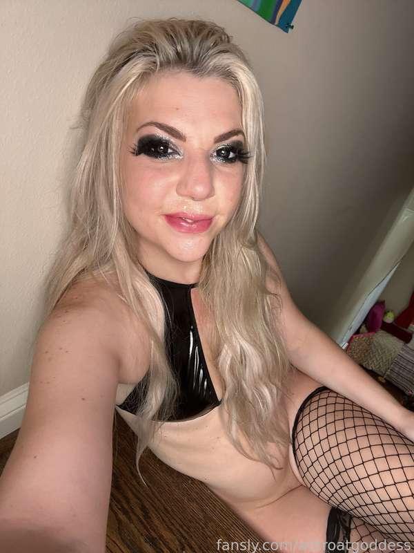 athroatgoddess image #0
