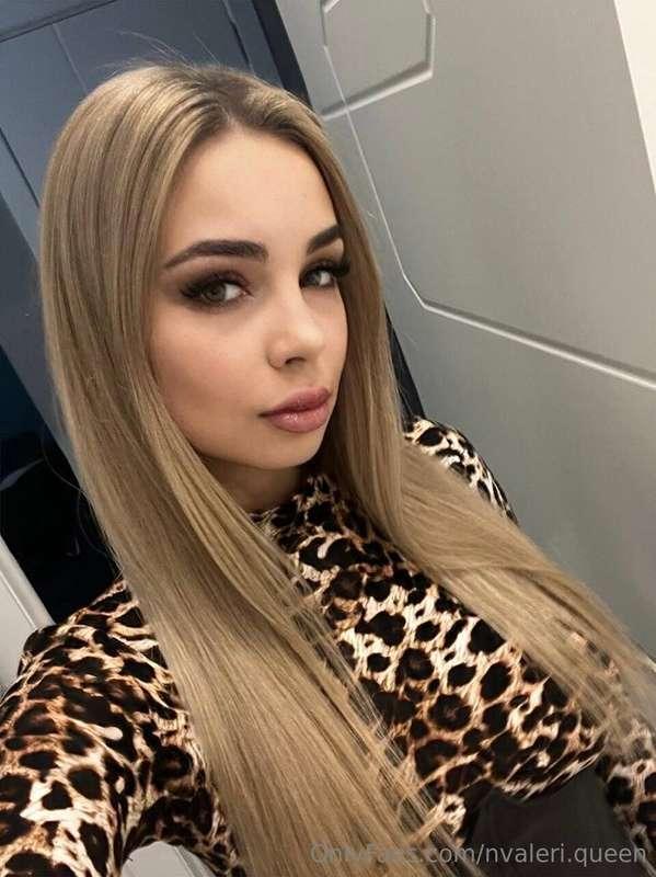 Serving confidence and a little wild energy 🐆✨ Leopard print..