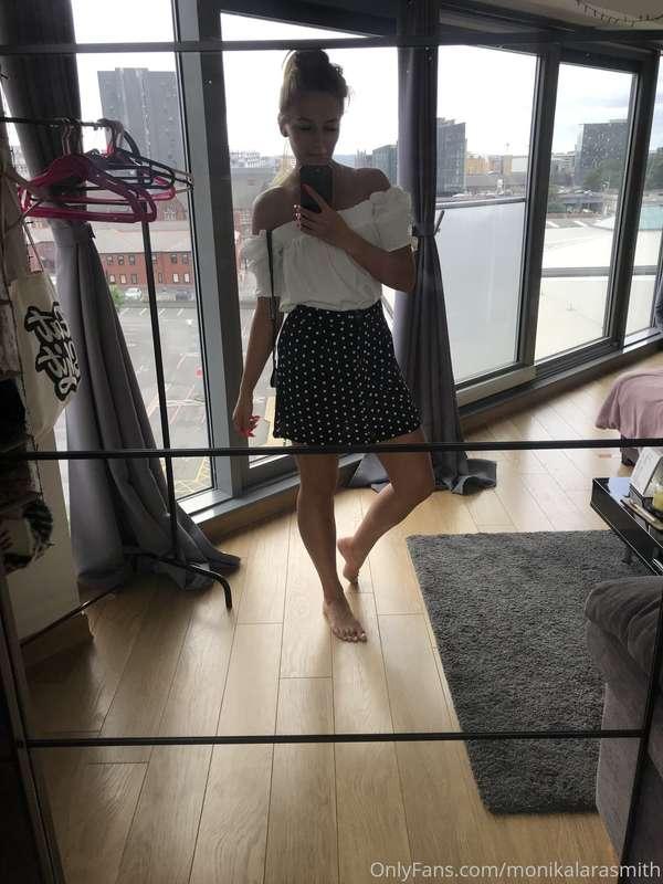 Hey my boys! It’s your Polish bitch haha 🥰😂😎 I am about to r..