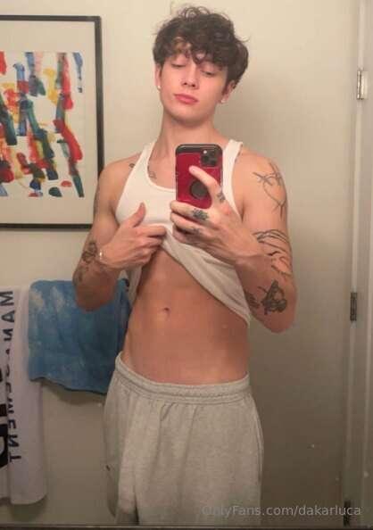 that morning workout and shower got me feeling right 🔥