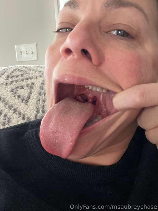 🙃