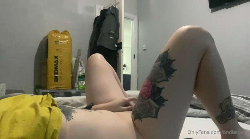 I had a wonderful wake n wank 😍🤭

If anyone is interested I ..