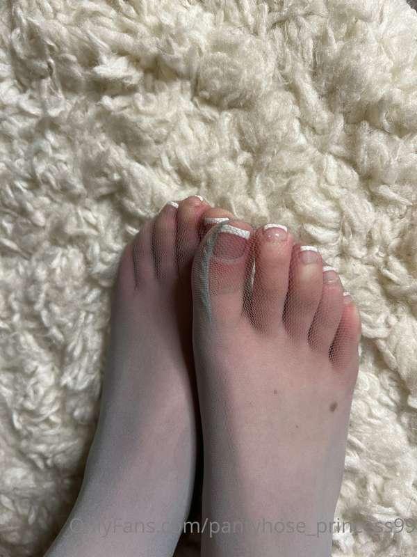 My daily toe pics😘😘😘