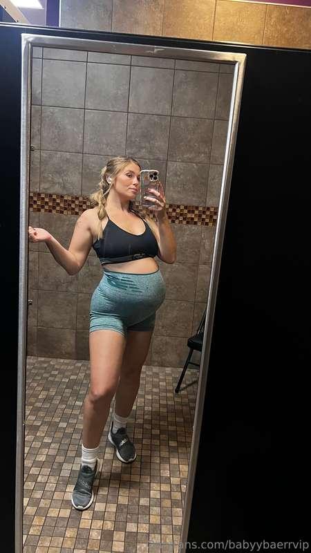 Also being muscle mommy 💪🏼