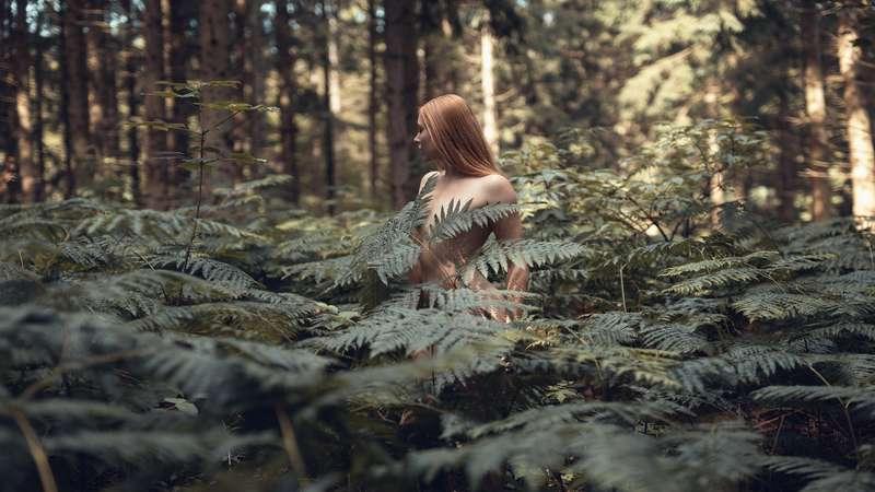 Maria - Forest :Photos