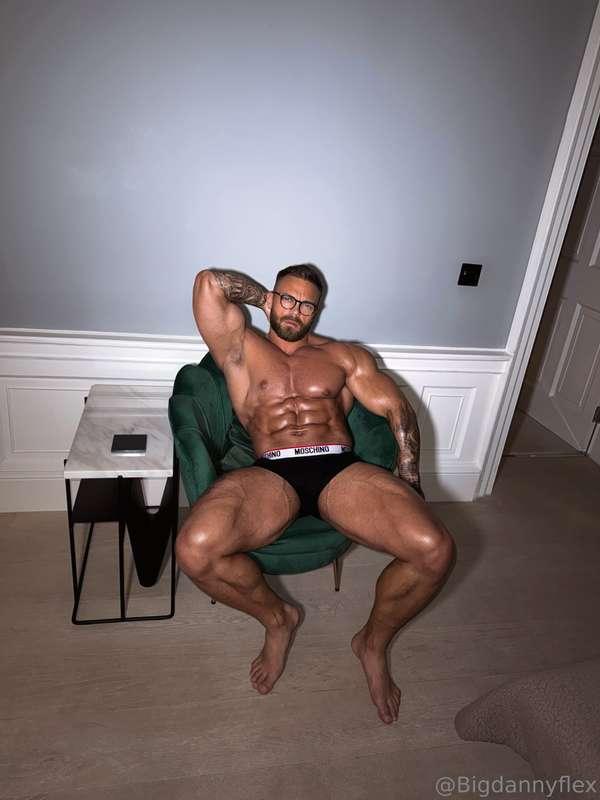 You can say my body was designed for dirty pleasures; the wa..