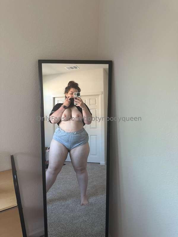 bootynbodyqueen image #1