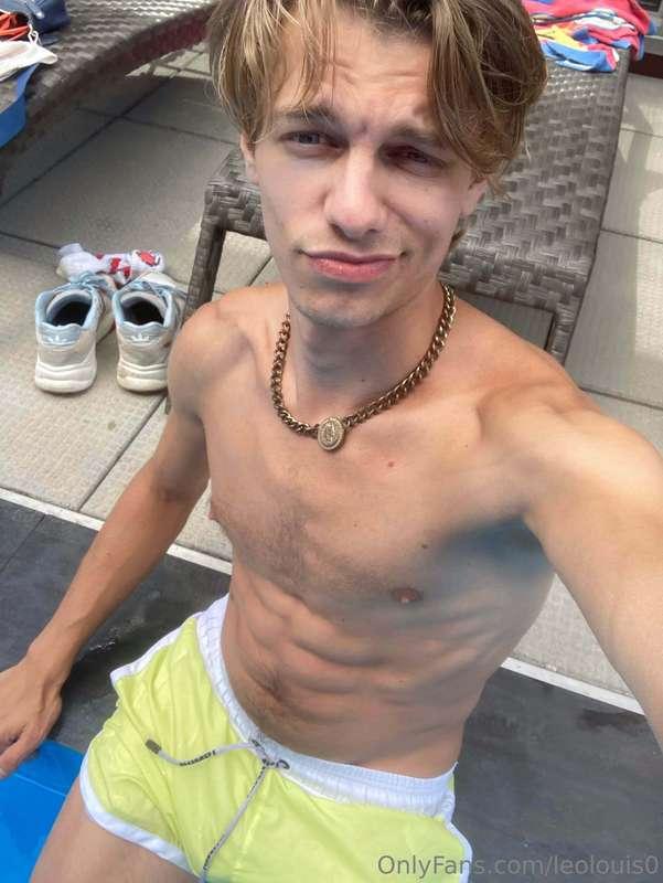 Message me! Let's get off together😈