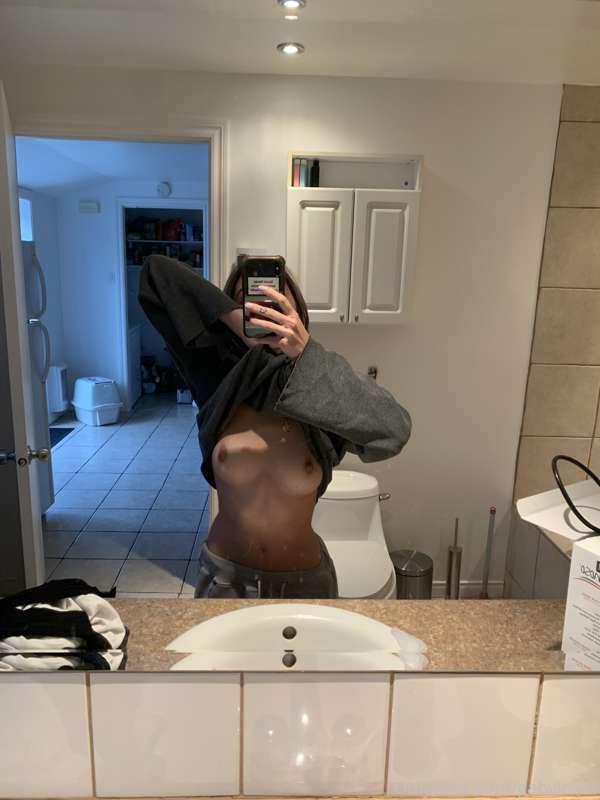 Hi 🍒👀