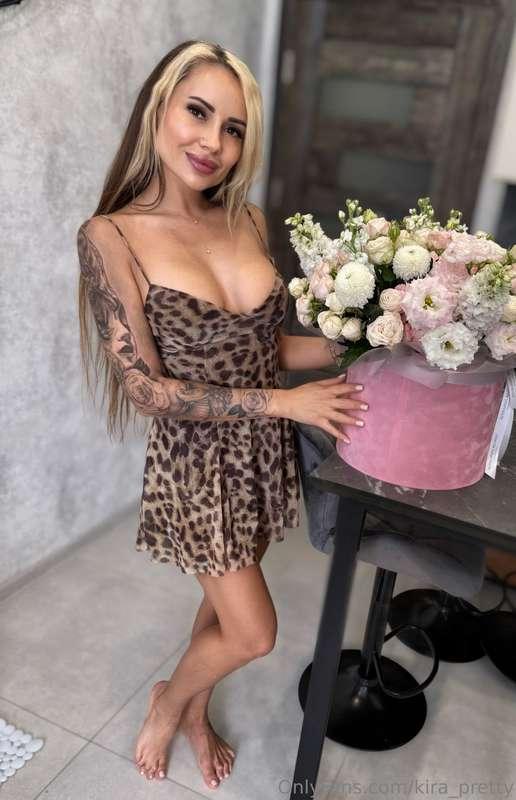 Careful with flowers around me… I tend to steal all the atte..