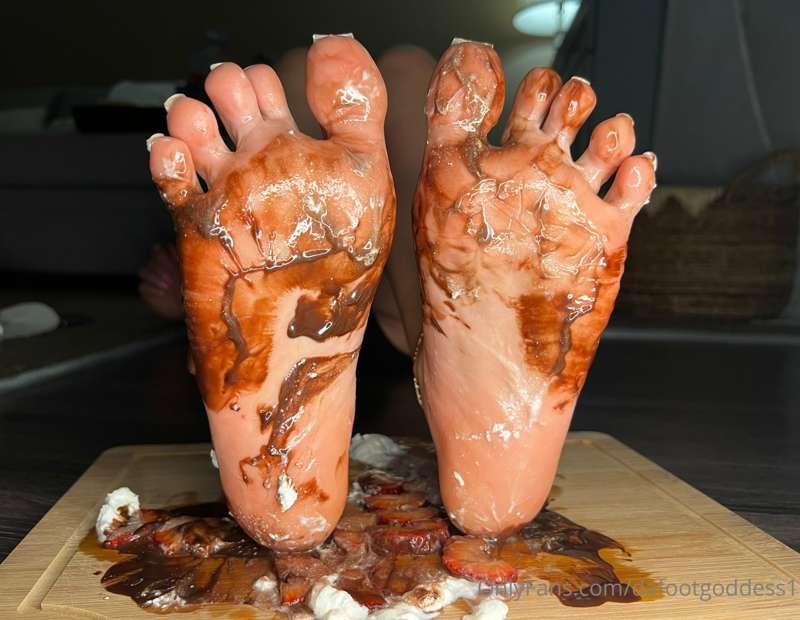 soles for breakfast, cum lick them 🤪👅