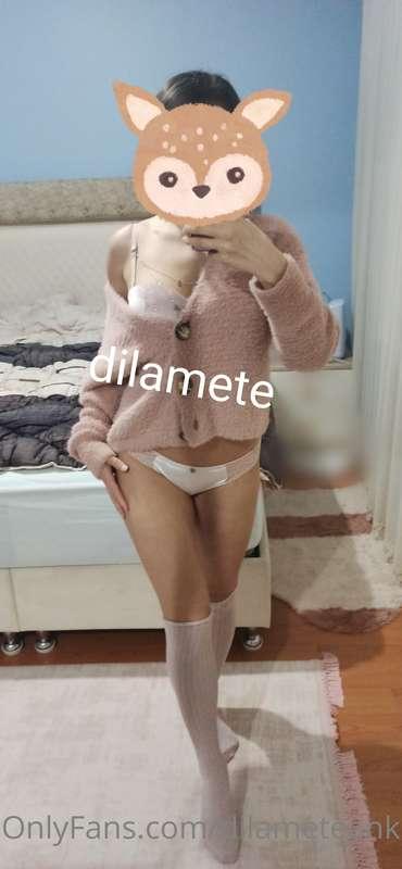 Canlı yayındayız, bekleriz❤️😘
Onlyfans.com/dilahanimfree