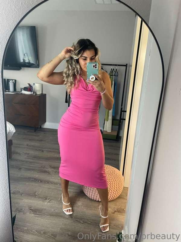Pick the outfit you'd have me wear to m33t your parents 😉

I..