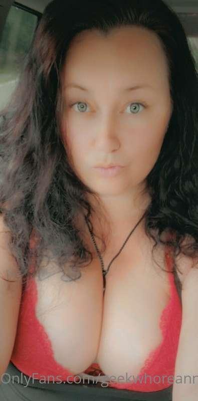 geekanniejaye image #0