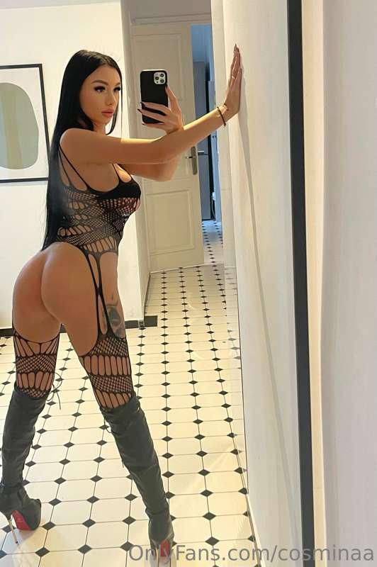 Mirror booty pic