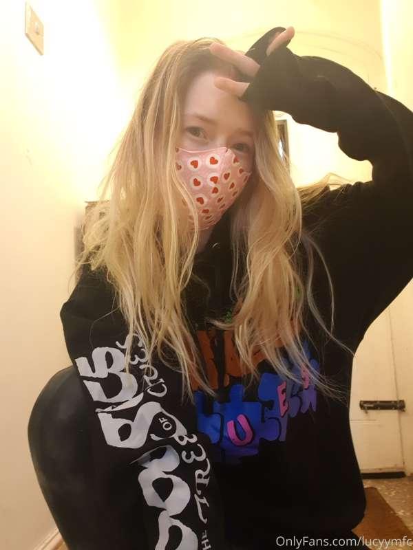 This is my quarantine outfit, what's yours like?