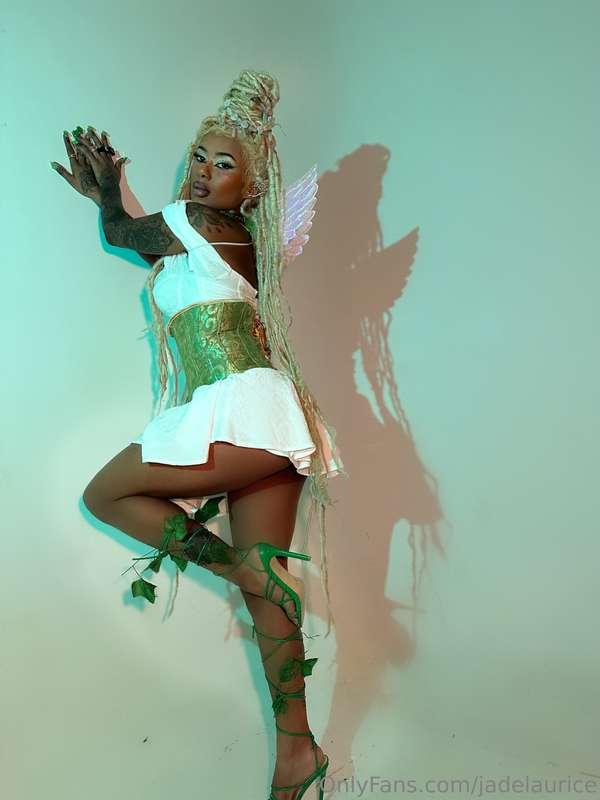 Your sexy fairy .. you know I keep it magical and naughty 🪄