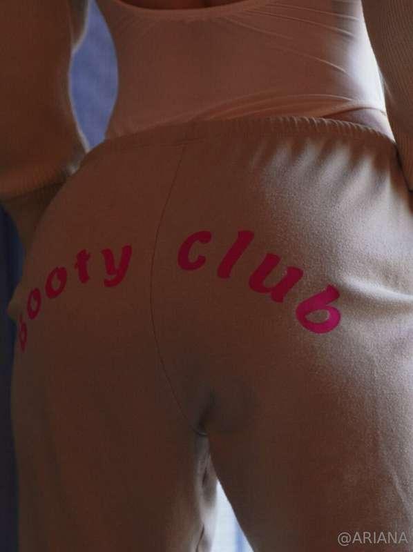 Who's Joining Booty Club? 😜💕