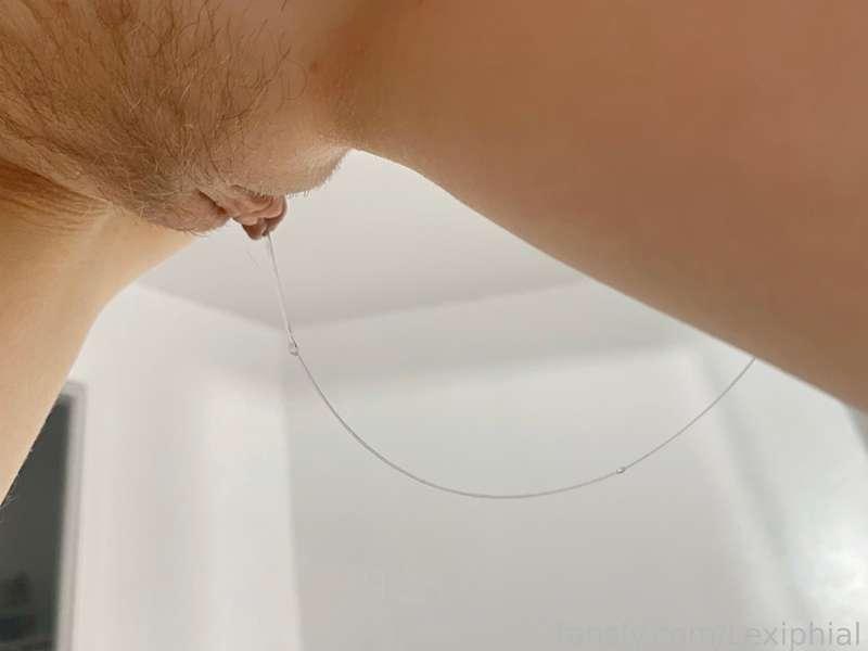I got so wet I was literally dripping down my leg!

#petite #kinky #cute #submissive #skinny #wet #cunt #licking