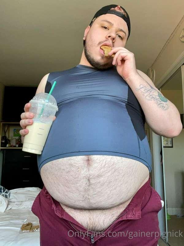 Fatboy tried on some old clothes and these are the results.