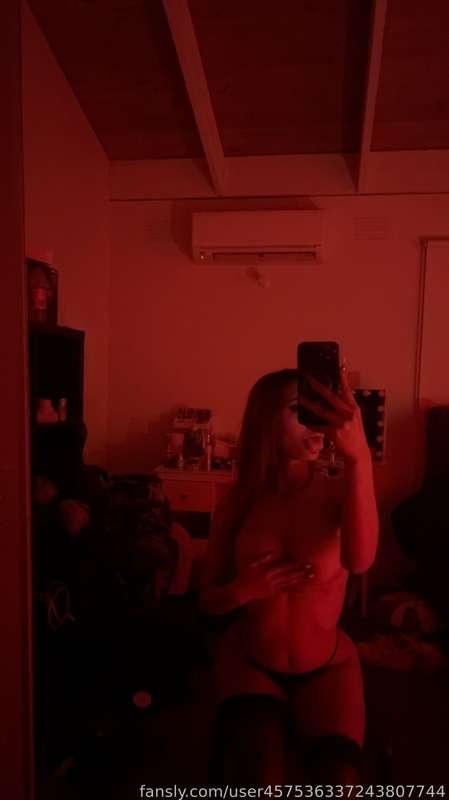 user457536337243807744 image #1