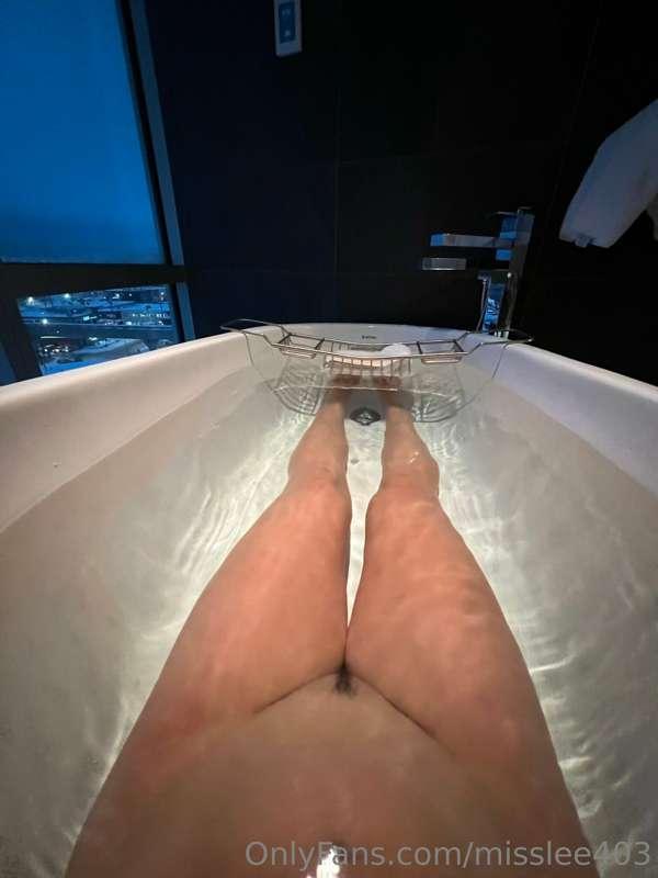 misslee403 main image