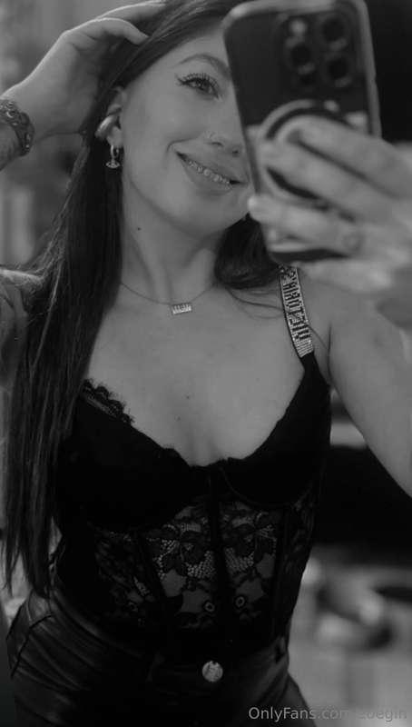 G O O D night 