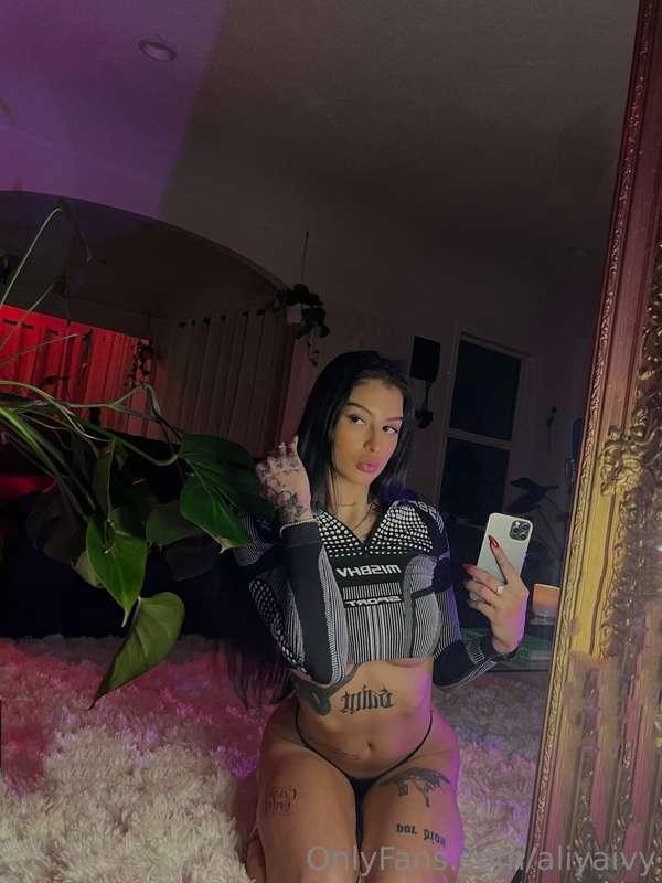 What's on my mind??

Wrong answers only