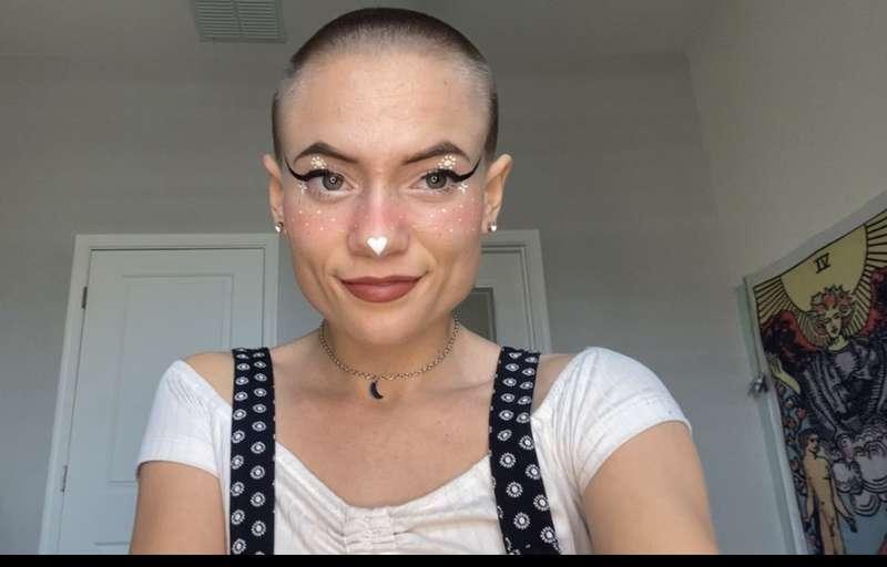 MY MAKE UP OF THE DAY I DONT REMEMBER TAKING SO MAN IM SORRY..