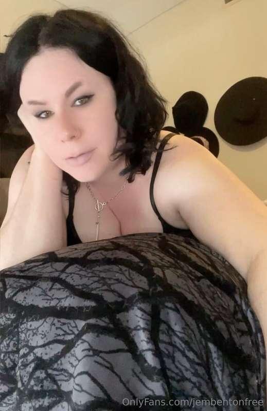 Hanging around on my bed waiting for you. Could you walk pas..