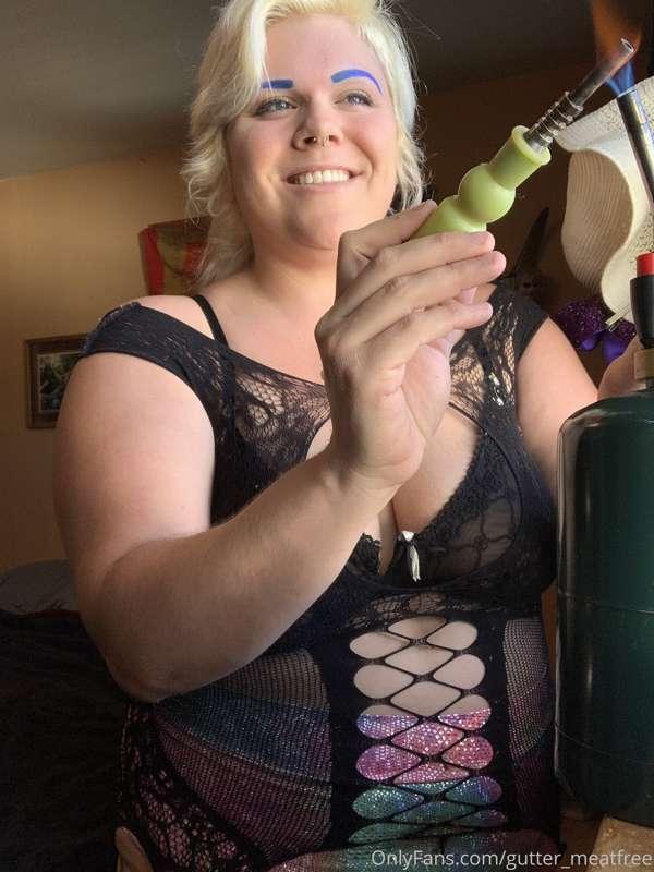 Tsssss 🔥 see the rest to come on my original OF!