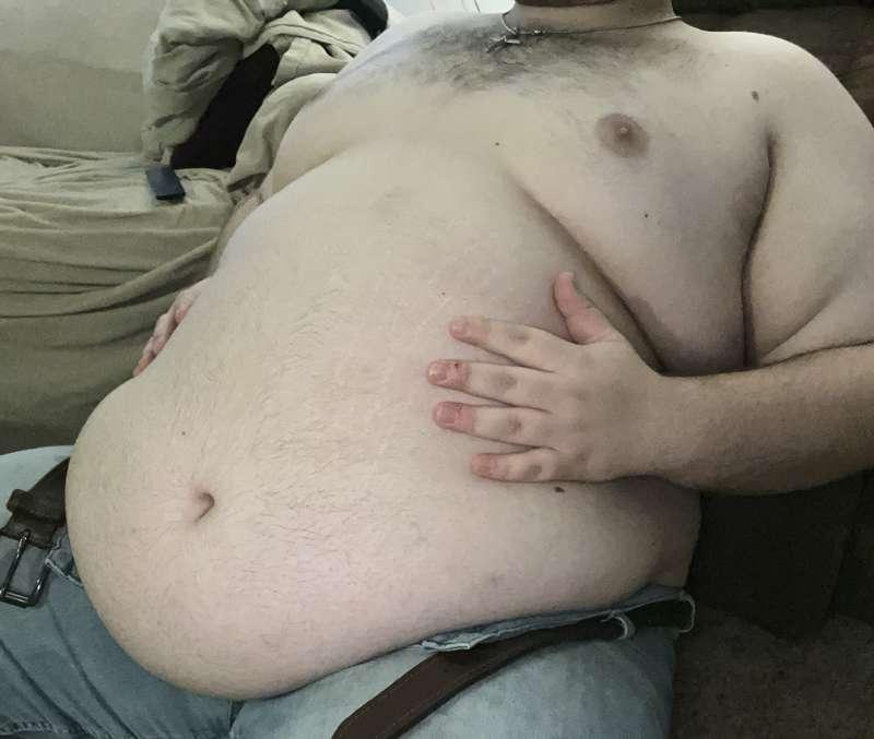 Help me expand this fat gut so I’m unable to get up😈