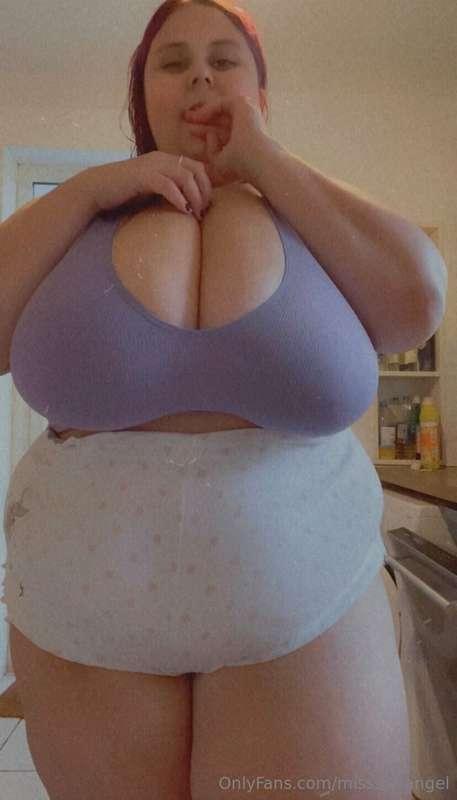 Hehe boobies 💜😈