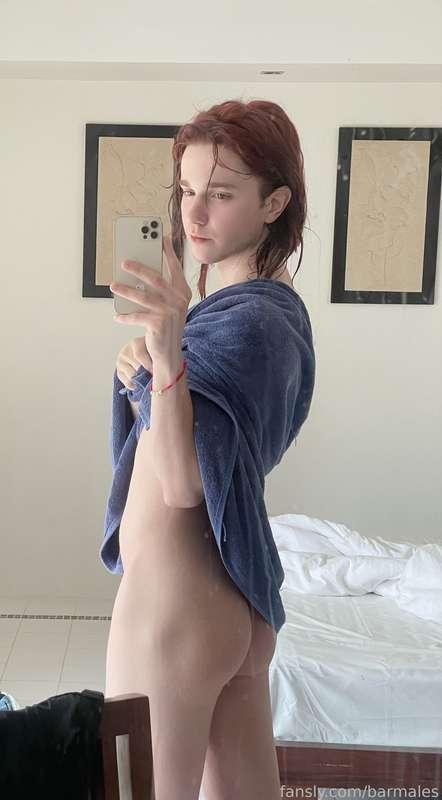 lost some weight these days, even my ass got smaller 😂 🍑 but hope you still like it ❤️

click like and you can additionally leave a tip if so - thank you