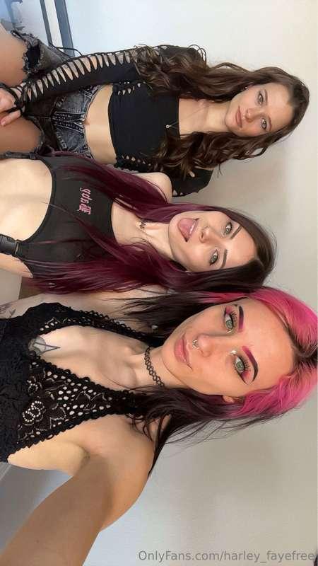 do you think you could handle all three of us??? dm me and l..