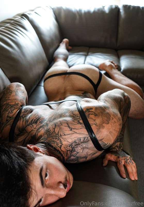 Imagine having your way with me 😳…Come get to know me 😉🔞👉 @J..