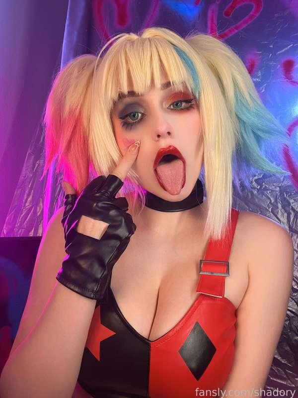 Mobile selfies with Harley Quinn 😜 

#fyp #cosplay #comic #cartoon #gamergirl #egirl #altgirl