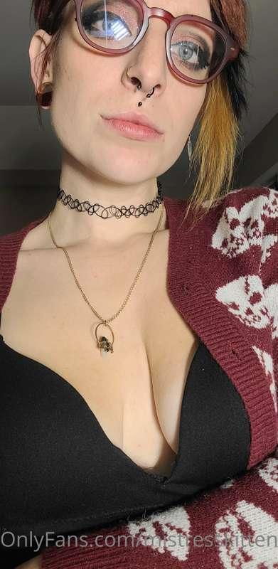 Got a new school girl skirt. Hope yall enjoy these! Thinking..