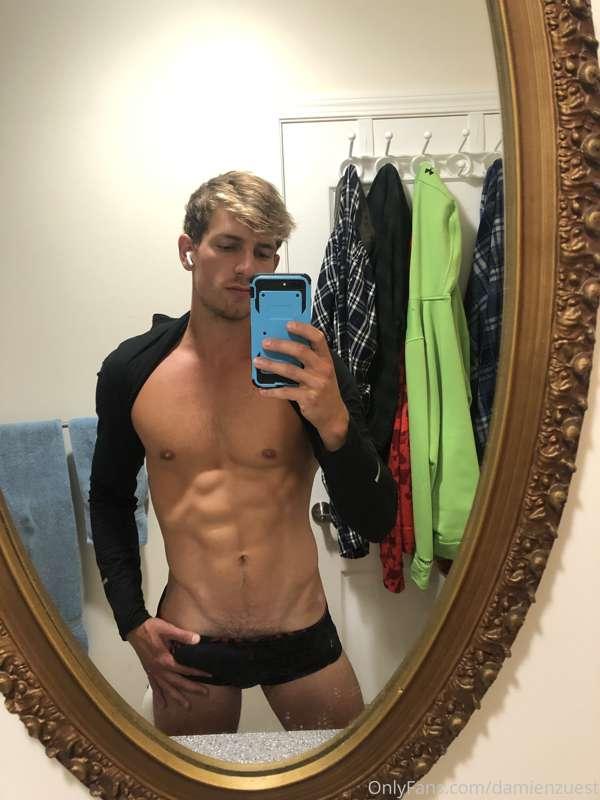 The boxers are black so it hides my boner 😜